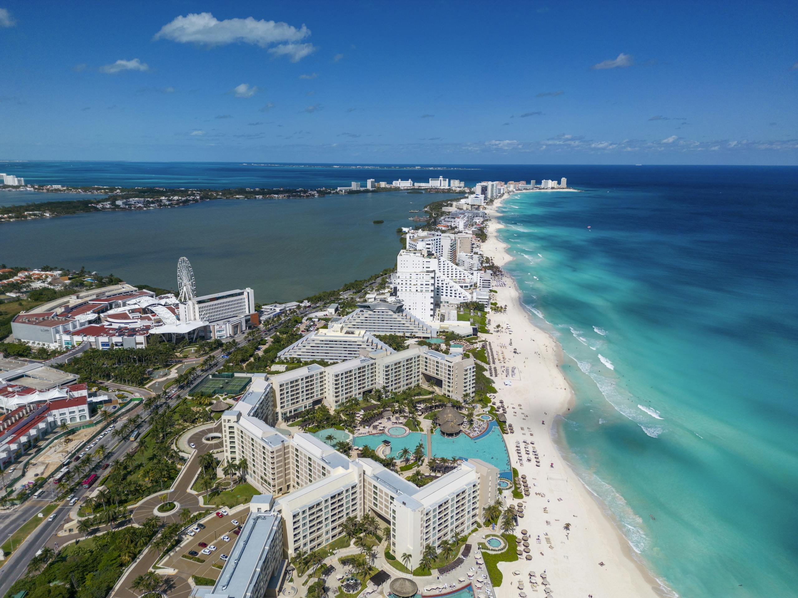 Hotels and Resorts on Sea Coast in Cancun