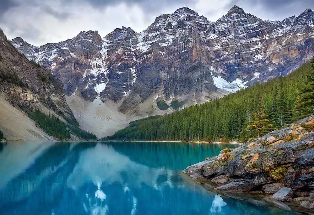 Abraham Lakes scenery