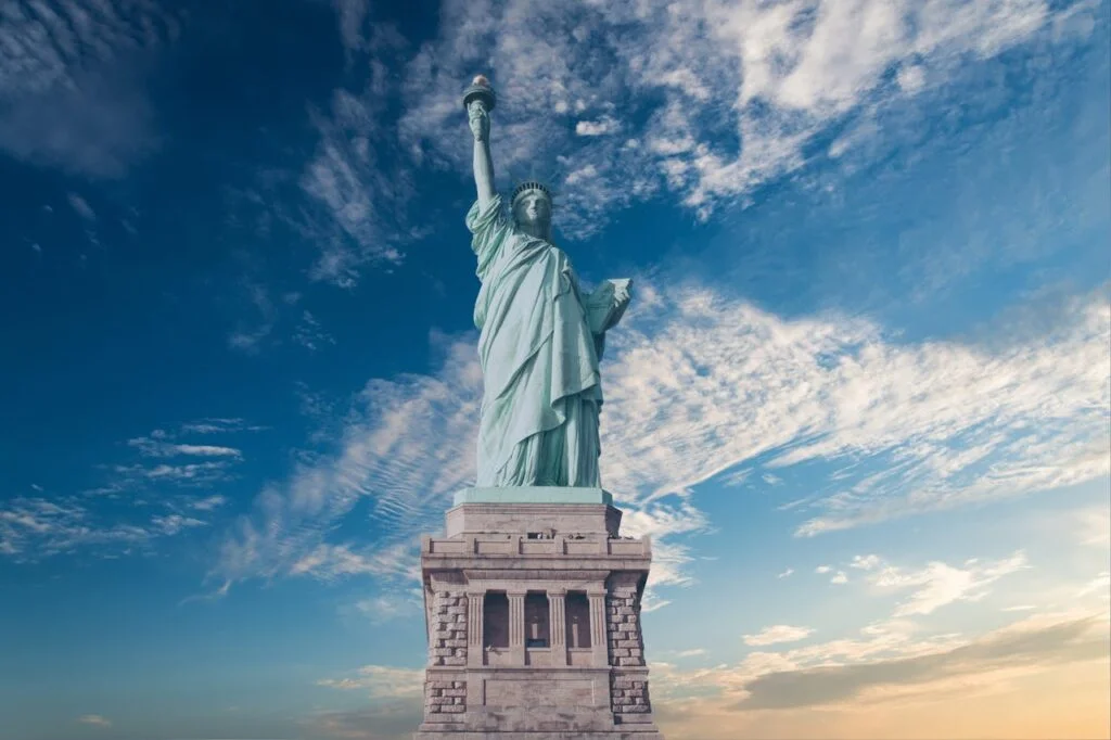 USA travel guide: statue of liberty