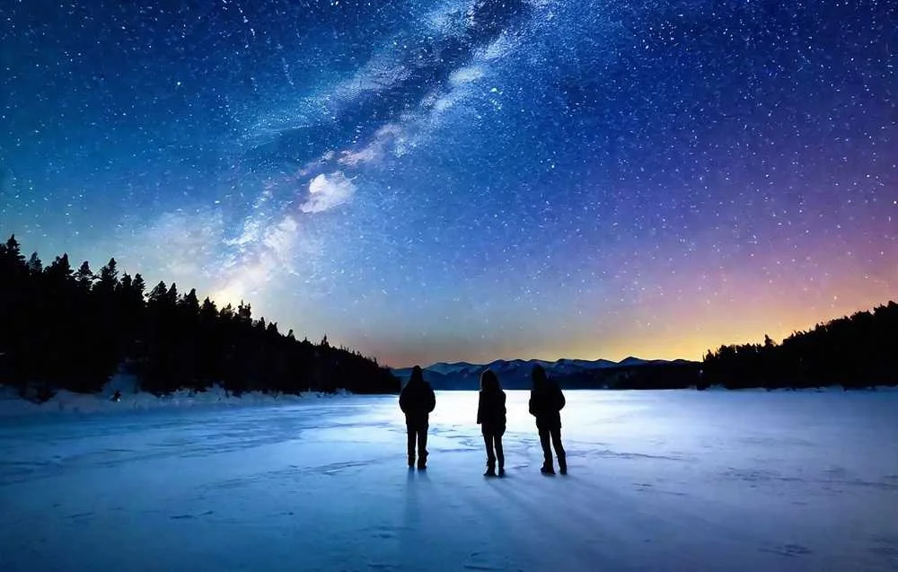 Stargazing on Abraham Lake