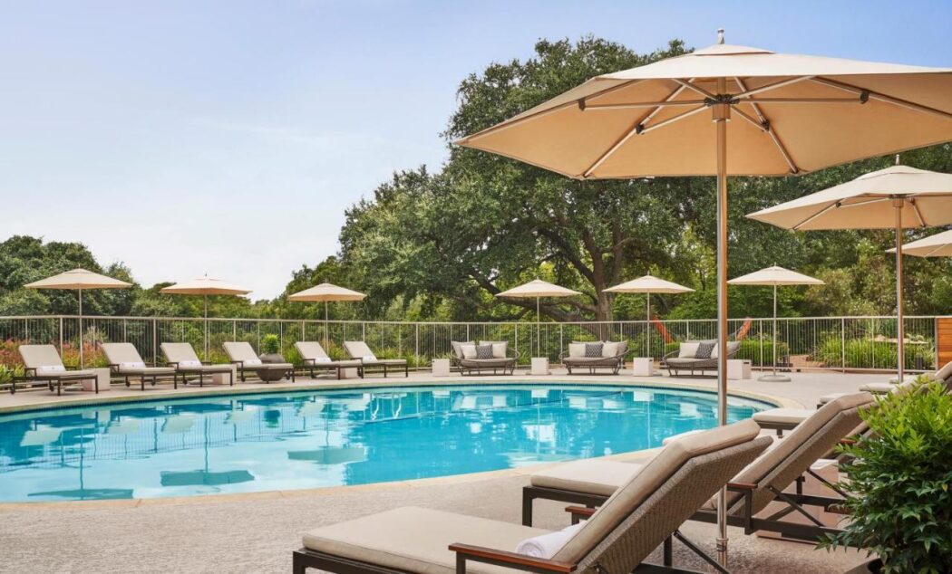 Four Seasons Hotel Austin Pool