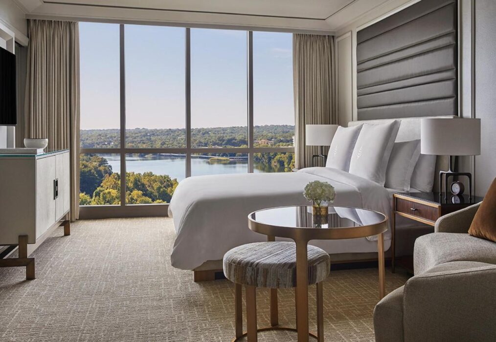 Four Seasons Hotel Austin Room